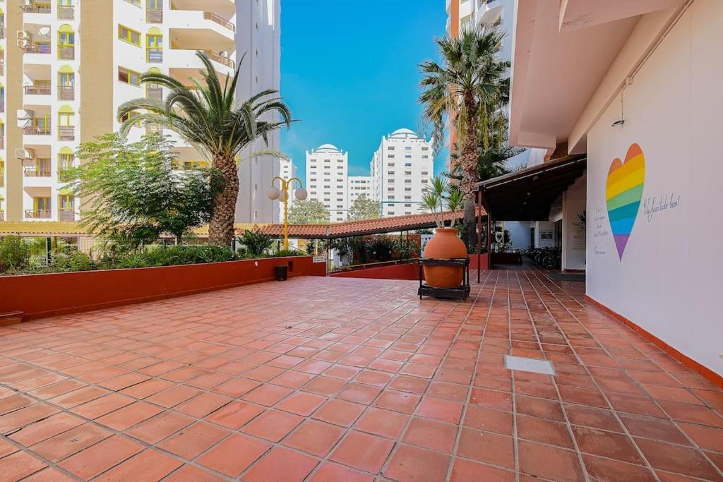 T2 With Pool, 300M From The Beach Portimão Exterior foto