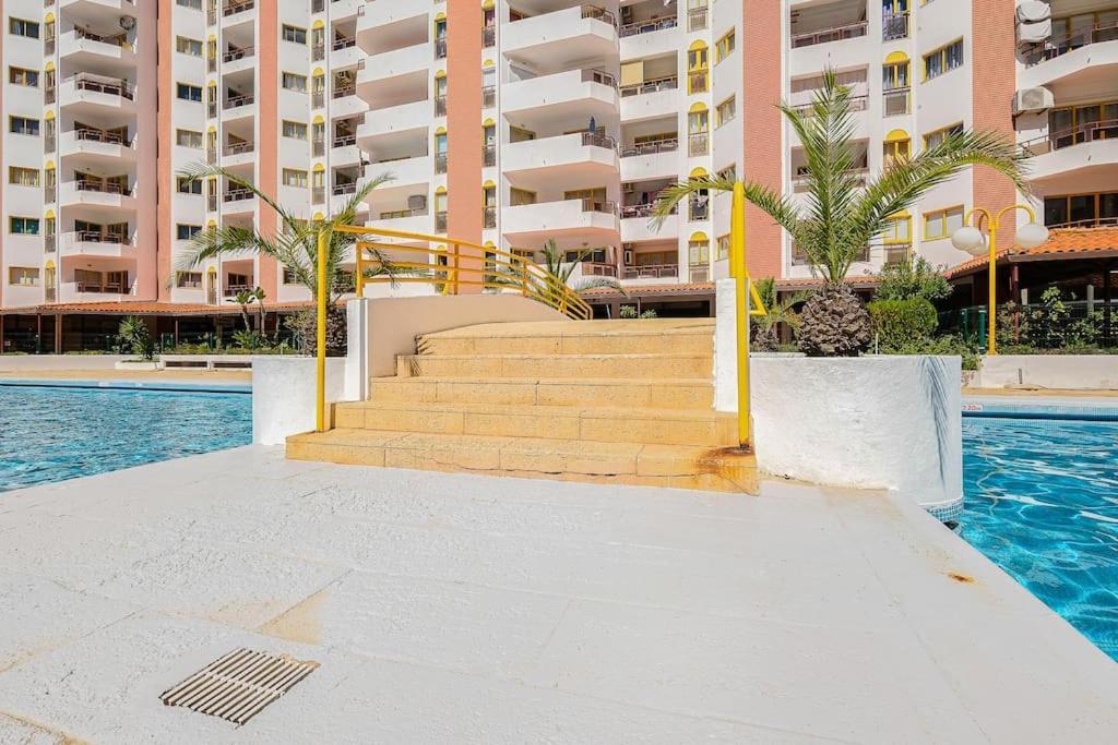T2 With Pool, 300M From The Beach Portimão Exterior foto