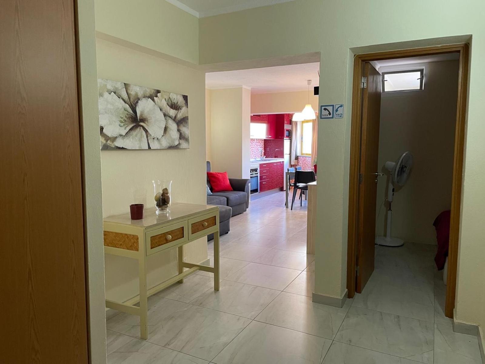 T2 With Pool, 300M From The Beach Portimão Exterior foto